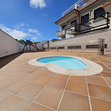 Apartamento Con Piscina En Portonovo *